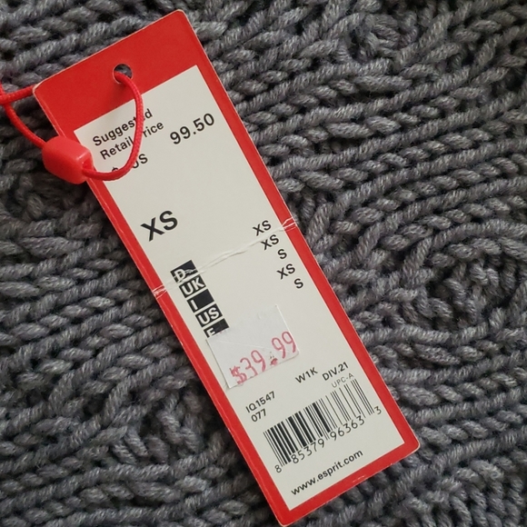 Esprit Sweater - Picture 3 of 4